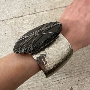 Vintage Modernist Hammered Metal Agate Wired Statment Bracelet